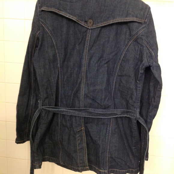 Denim jean jacket with belt - Picture 4 of 4